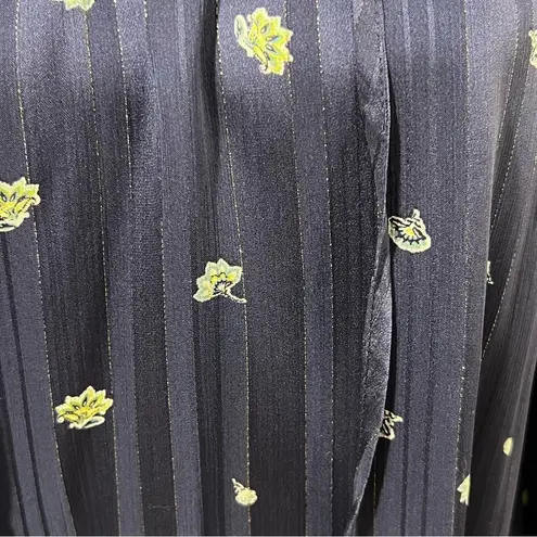 Fig & Flower Anthropologie Blue Floral Top Size L Long Sleeve Boho Peasant Size L