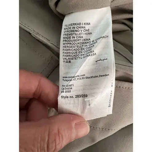 Daily Sports Women's Beige Skort Size M Short Casual with Pockets Tan Size M