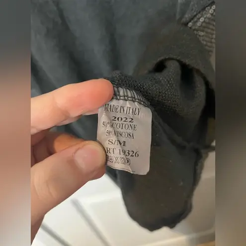 Tempo Paris Italy Women’s V-neck Clear Sequin Back Gray Fuzzy Sweater Pocket Sm