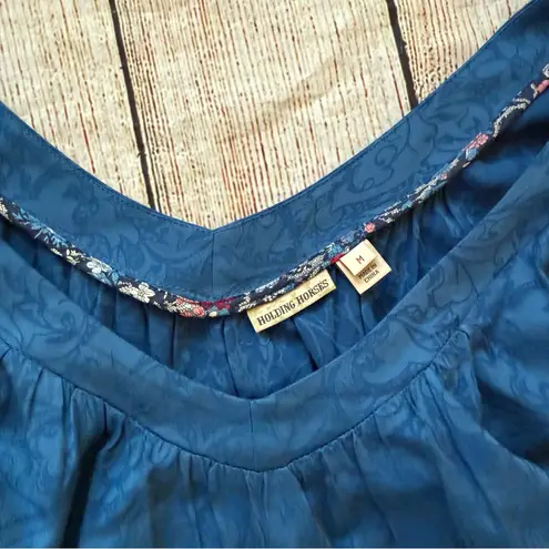 Holding Horses Elegant Blue Women's Top