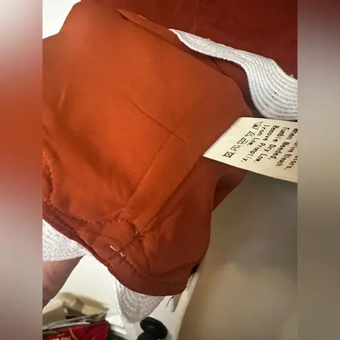 Pretty Garden Large Rust Orange Cropped Tank Blouse White Squiggly Hem. NWT!