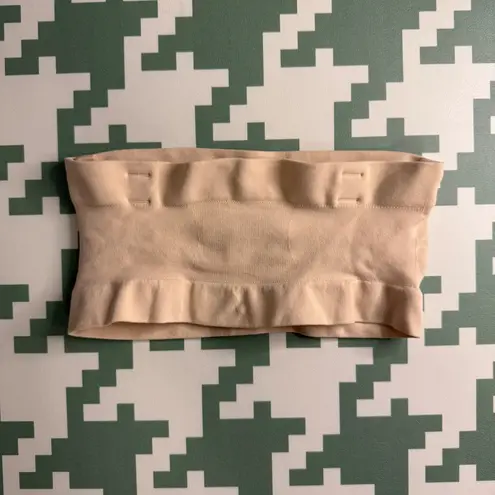 SKIMS Sculpting Strapless Bra Sand Beige Size Small NWOT