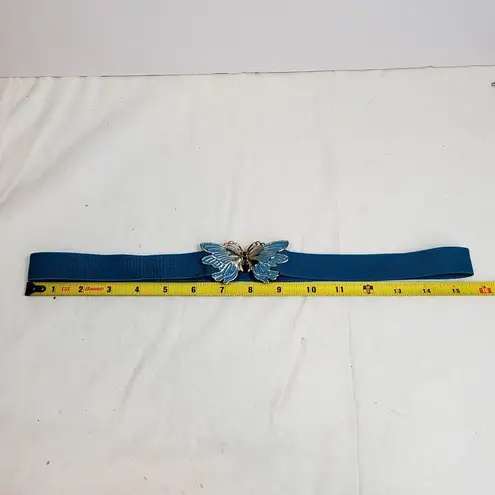 Vtg Blue Womenโs Stretch Belt Butterfly Front Buckle 1980s Retro