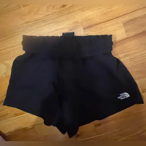 The North Face  Fleece shorts