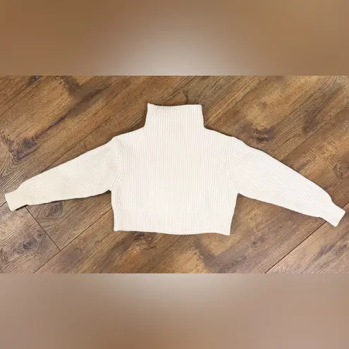 Wilfred Off-White Turtleneck Sweater