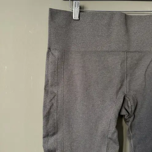 Lululemon  Ebb To Street Pant Size 12