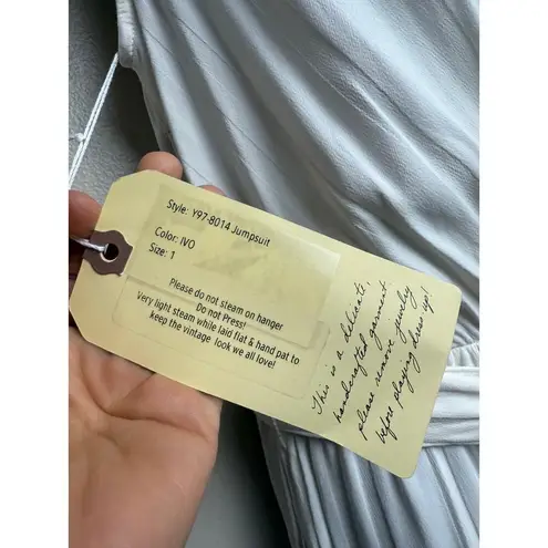 Raquel Allegra Ivory Stripe Satin Jumpsuit NWT Sz. 1 (US M/6) White Size M