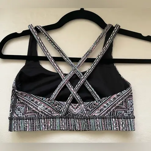 Lululemon  Energy Sports Bra Tribal Pace Multi Color Size 4