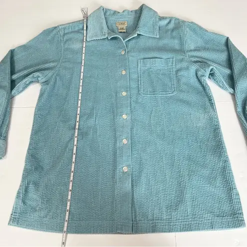 L.L.Bean  Light Blue Wide Wale Corduroy Button Shirt‎ MEDIUM