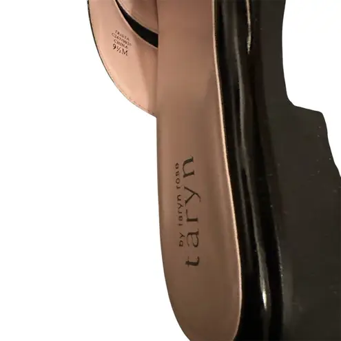 Taryn Rose Taryn by Trista Black Patent Leather Thong Slip-On Sandals Size 9.5