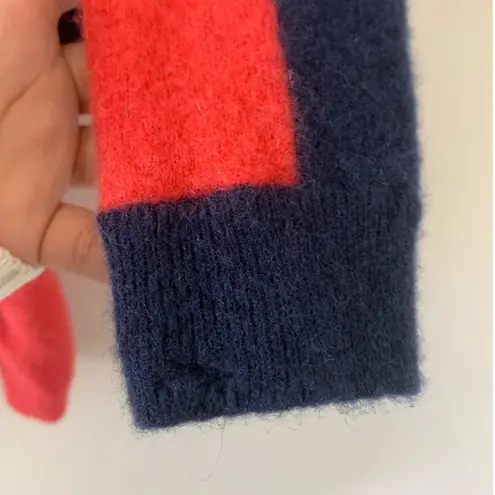 C By Bloomingdales Red/Blue Long Sleeve Cashmere Sweatshirt Red Size M