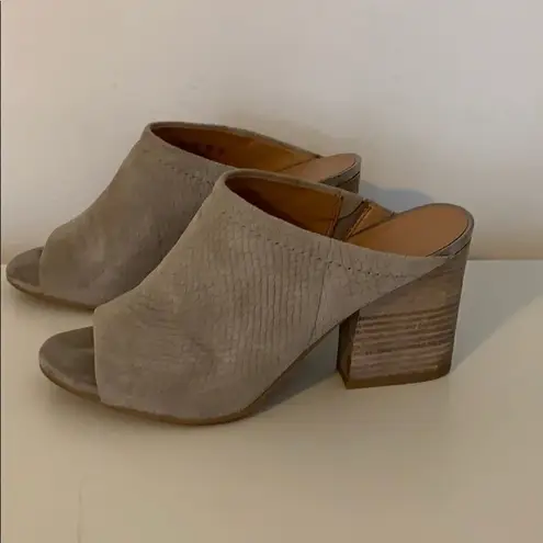 Franco Sarto  Grey Feline Mule Size 7 thumbnail 2