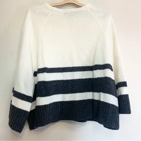 Banana Republic  Wool Blend Striped Sweater Size L