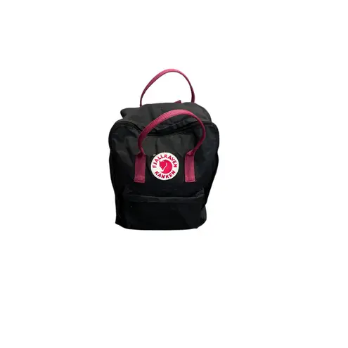 Fjällräven Kånken Classic Backpack Black with Red Handles & Straps – 14” x 10”