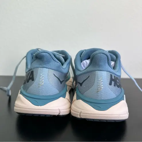 Hoka  One One Arahi 5 Sneakers Size: 8