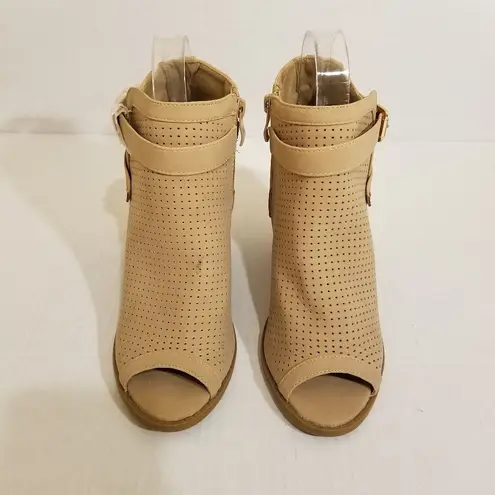 Bella Marie Block Heel Tan Peek Toe Ankle Boot Zip Up Buckle Bikers Stack 8.5