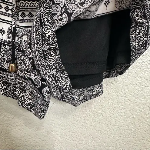 Depri Boho Black White Elephant Off the Shoulder Romper, Sz Medium