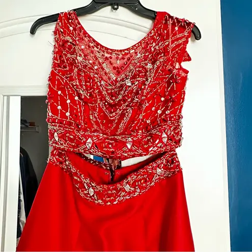 Gorgeous 2 piece beaded prom dress