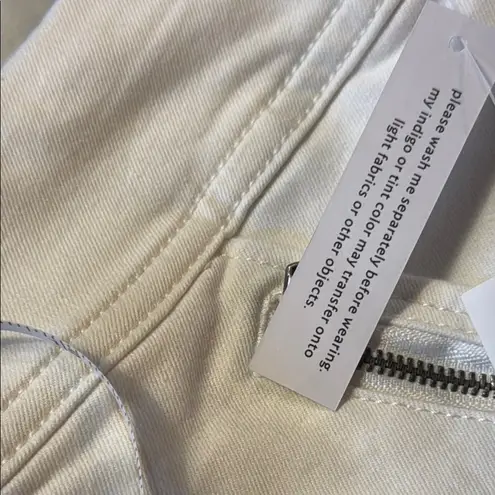 Westbound woman, 24 white Cropped Pants new with tags