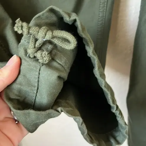 TNA khaki green supply cargo pants Size 2