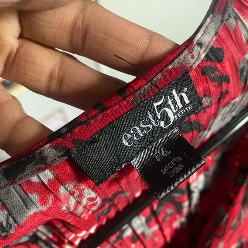 East 5th Women's Black and Red Blouse Y2K Vintage Size PL