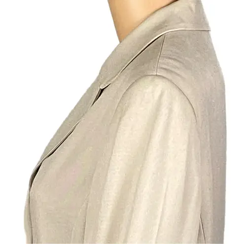 Valerie Stevens 100% Pure Silk, beige blazer with pockets. Size 8. EUC