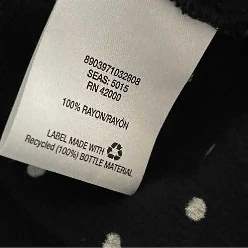 BASIC EDITIONS Black V