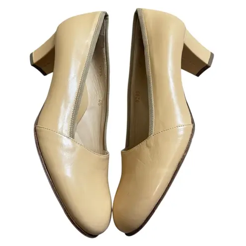 Taryn Rose Quiet Luxury Minimalist Tan Leather Classic Mid heel Pumps