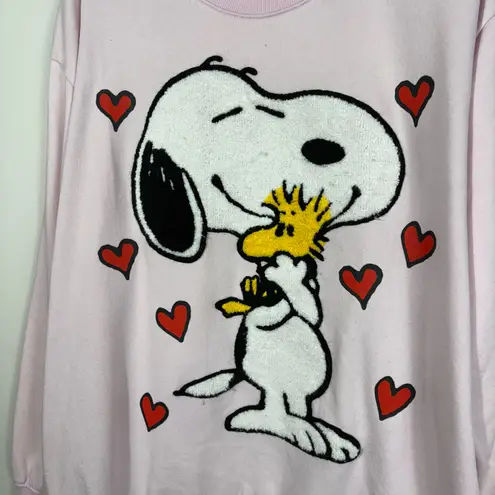 Peanuts Snoopy Woodstock Pink Textured Embroidered Plus Size Crewneck Sweatshirt