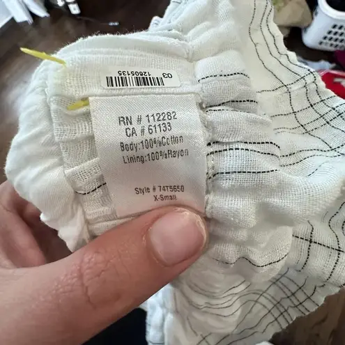 Greylin Arnette White XS Boho One Shoulder Crochet Blouse Top X0900