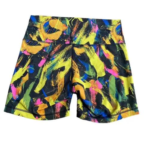 Lululemon  Women’s 12 Wunder Train High-Rise Short
Undertone Black Multicolor