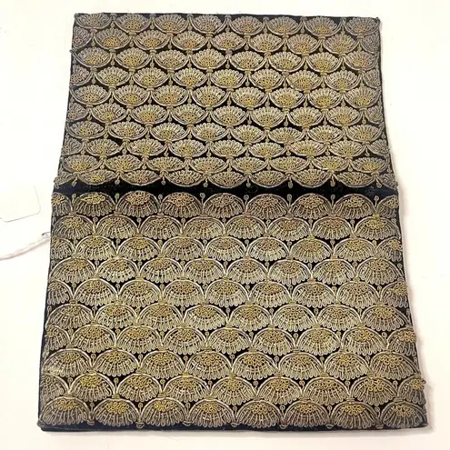 Narain Jagat & Sons Purse with Gold and Silver Thread 1940’s Vintage.