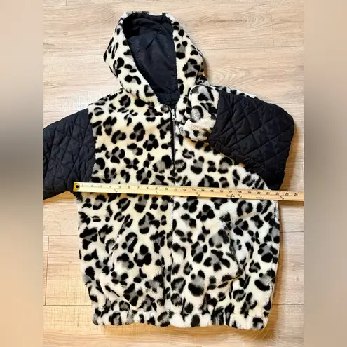 Black & White Leopard Faux Fur Hoodie Jacket (No Brand, Unisex Fit) Size M