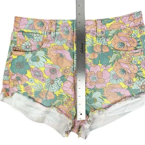 Wild Fable  Highest Rise Cheeky 70s Floral Jean Shorts 10