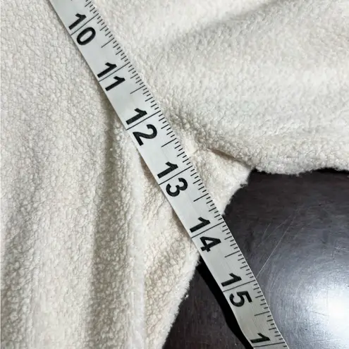 Sundry Faux Sherpa Sweatpants Neon Stripe On Cream Size 4 (XL) | Cozy Pilates