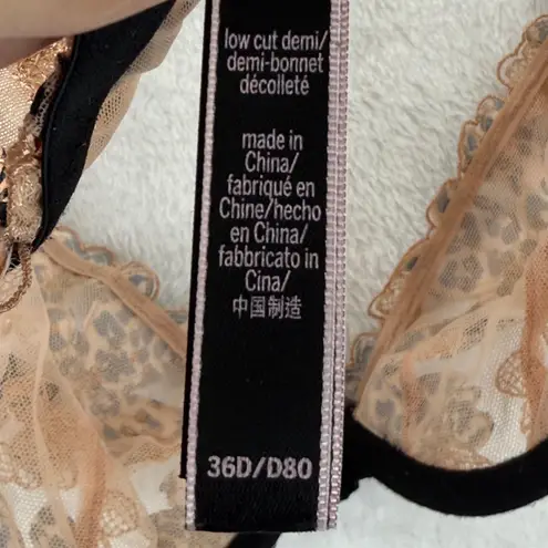 Victoria's Secret  Low Cut Demi Bra‎ 36D Leopard Floral Lace Sheer Lingerie - Image 7