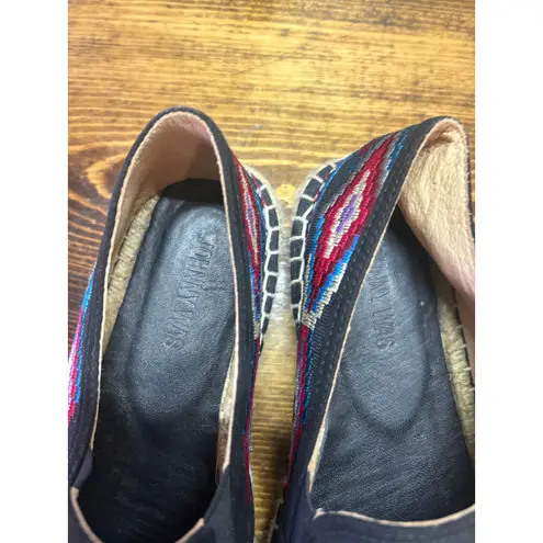 Johnny Was  Black Floral Embroidered Espadrilles Size 38 (Size 7.5)