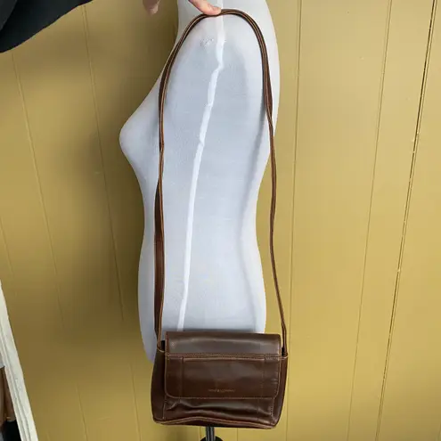 Nine & Co. crossbody purse w/flap and snap closure brown