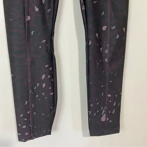 Bally Total Fitness Women’s Leopard Mash Pocket Leggings Plum Perfect NWT