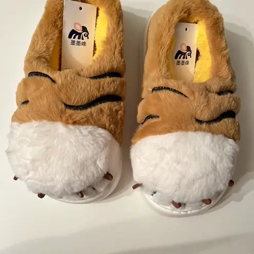 Tiger Claw Cotton Slippers Women 7.5