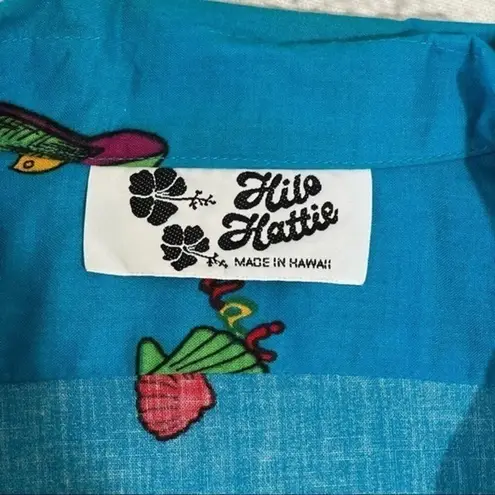Hilo Hattie Hawaiian Shirt Button Down Blue Floral Vintage Shirt Size L