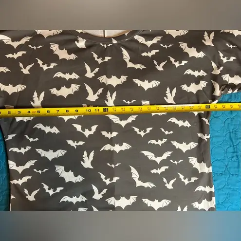 Gray Longsleeve Bat Top Large