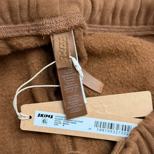 SKIMS Cotton Fleece Classic Straight Leg Pant in Bison, Size Medium