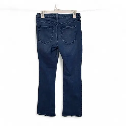 Old Navy  Mid Rise Bootcut WOW bootcut in 6 short - Image 2