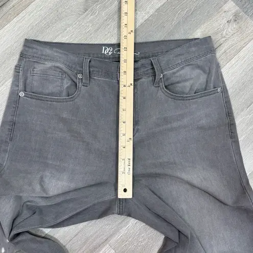 Diane Gilman DG2 Floral Embroidered Wide Leg Stretch Jean Grey 12 Raw Hem Gray