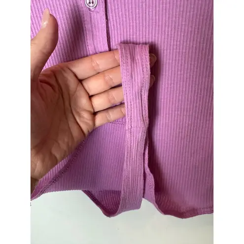 Monrow Bodysuit Women XS Purple Ribbed Crew Henley Neck Short Sleeve Pull