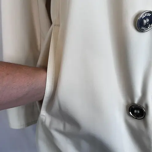 Esprit Cream Color Classic Chic Button Front Lightweight Short Trench Jacket MD