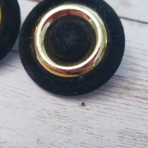 Vintage Clip On Earrings