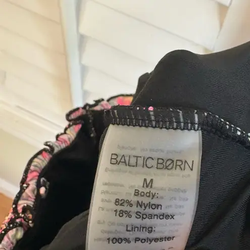 Baltic Born Baltic Born Nikki Black And Pink Floral One Piece Swimsuit Size Medium