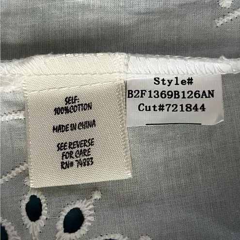 Adiva Eyelet Lace White Button Down Long Sleeve Tunic Blouse Size M